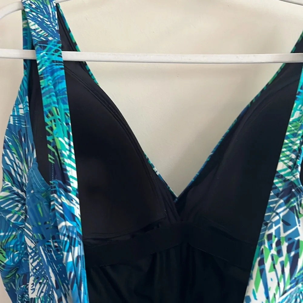 LL Bean Tropical Palm‎ One Piece Swimsuit Sz 18 UPF 40 vacation beach summer
